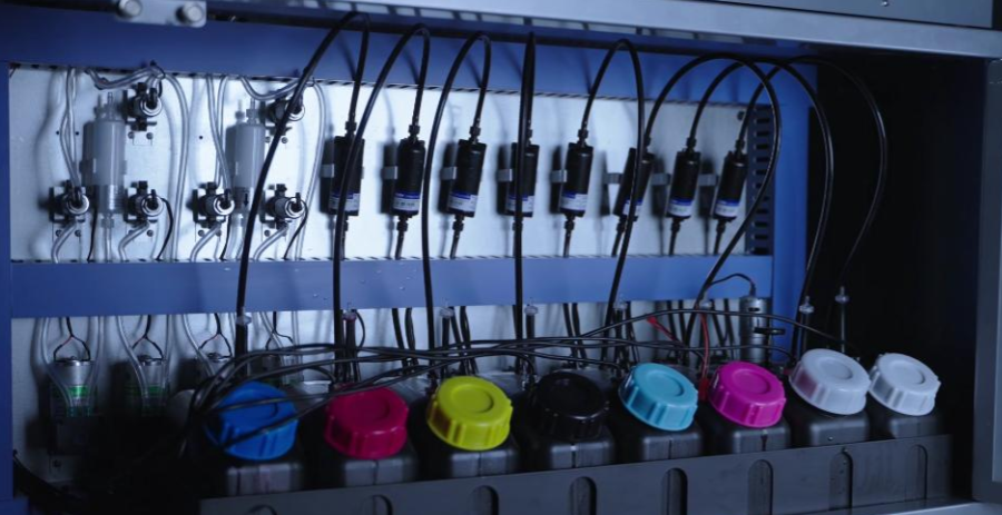 筑牢安全防线，狗万官网UV打印机用技术守护你的安全感